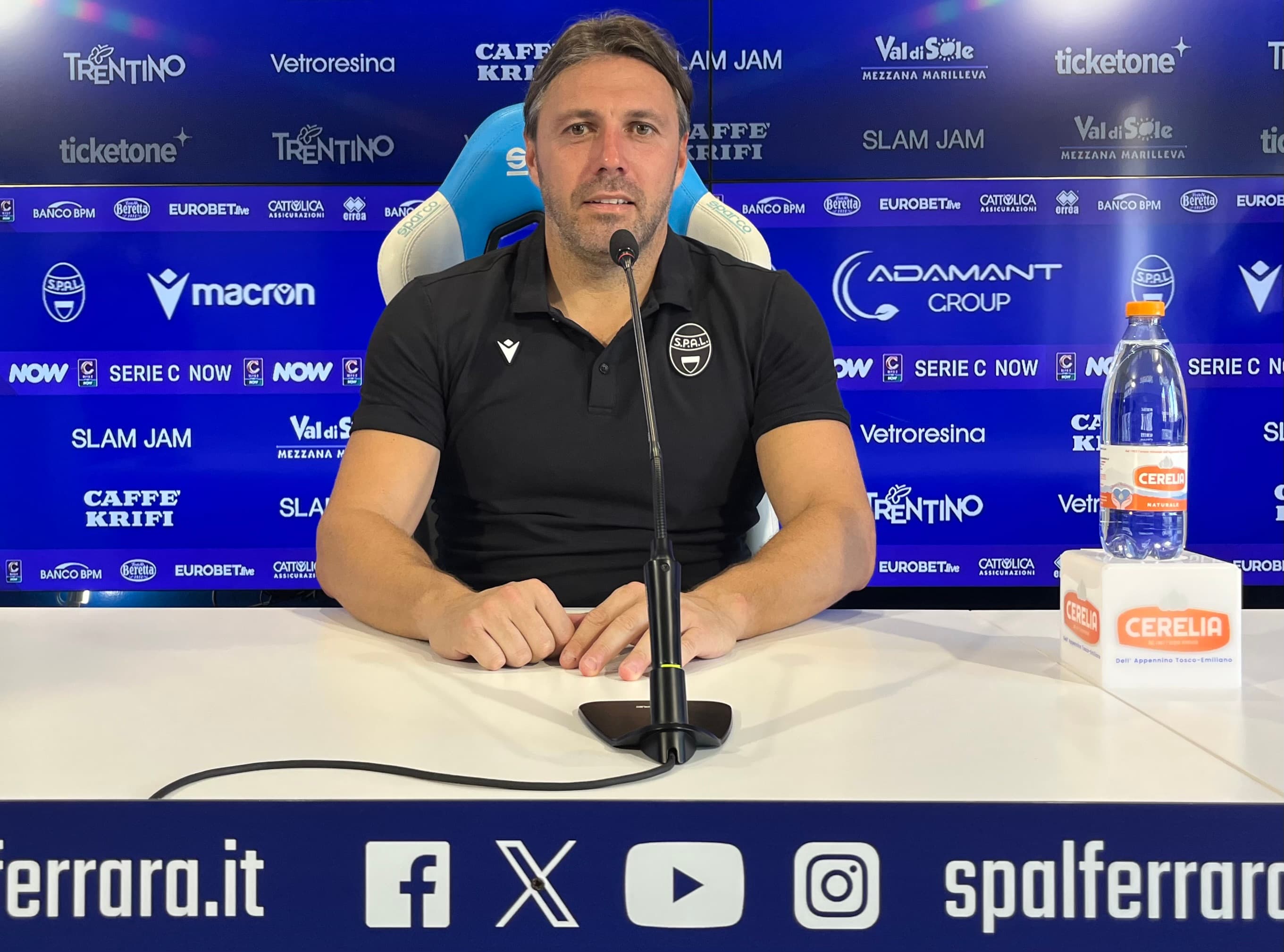 Mister Dossena prima di Ternana-SPAL