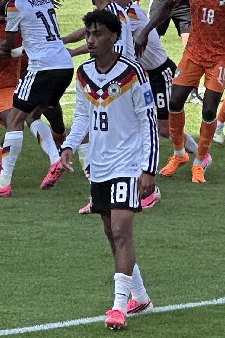 Nathaniel Brown con la maglia della Germania durante il Mondiale 2026