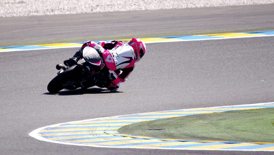 Ana Carrasco in azione in Moto3 a Le Mans