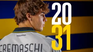 Benjamin Cremaschi nell annuncio ufficiale del Parma fino al 2031