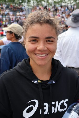 Jasmine Paolini in campo durante un match di tennis