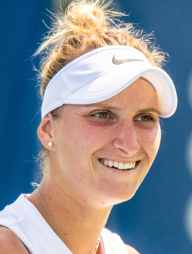 Marketa Vondrousova durante un match di tennis