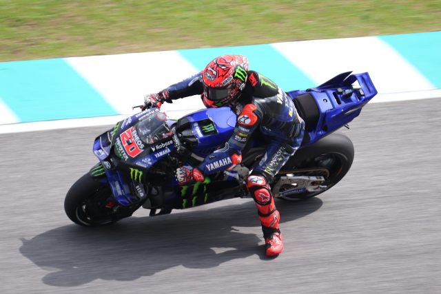 Fabio Quartararo in pista con la Yamaha MotoGP nel 2025