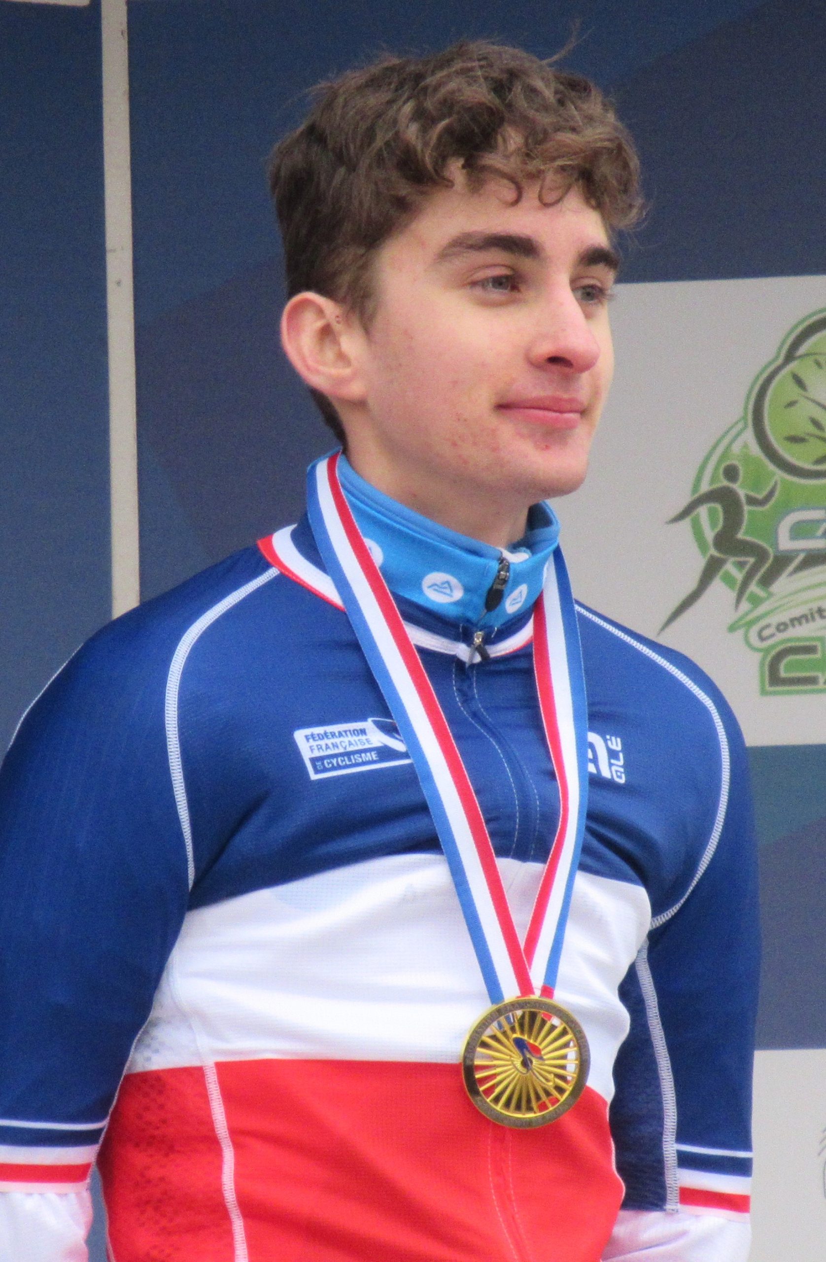Paul Seixas con la maglia di campione francese di ciclocross Under 19