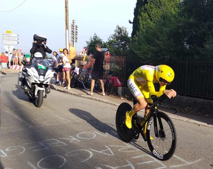 Tadej Pogacar durante la cronometro finale del Tour de France 2024