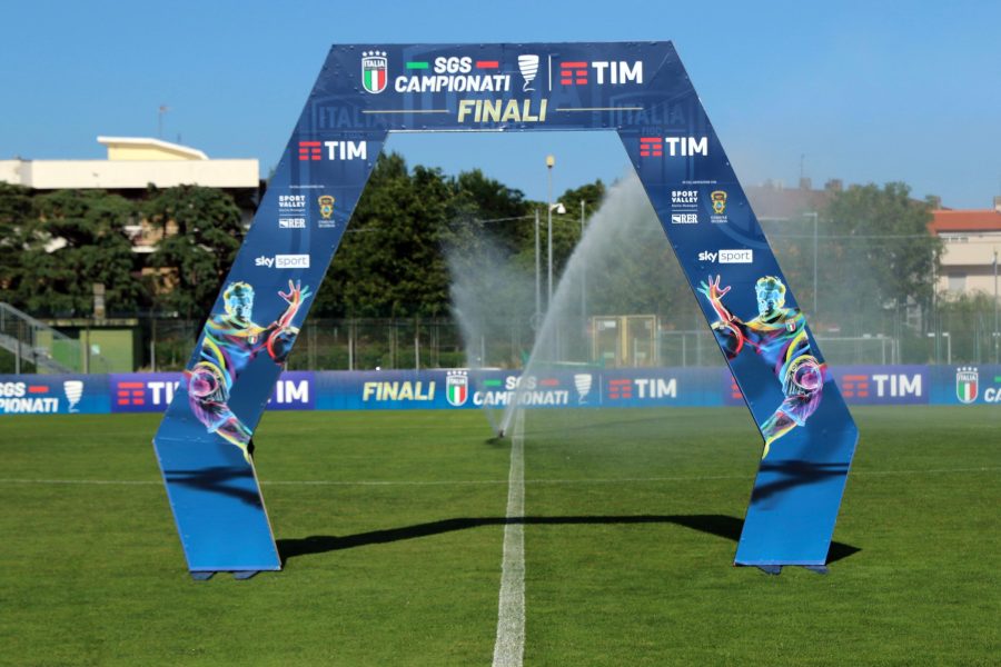 Arco premiazioni dell Europeo Under 19 2026 in Galles