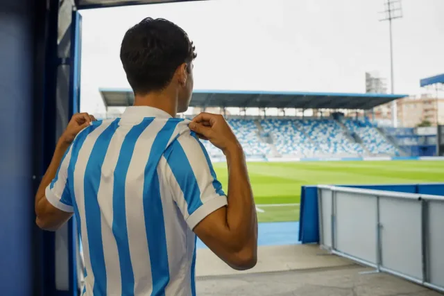 Giocatore pronto per entrare in campo