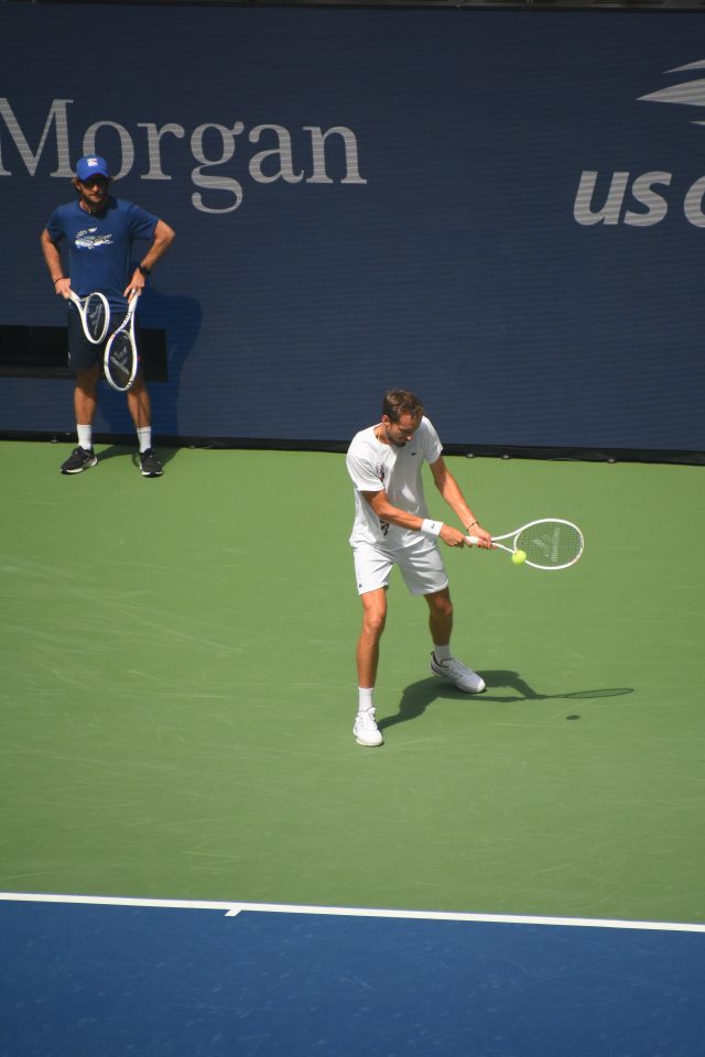Daniil Medvedev durante una sessione di allenamento agli US Open 2023
