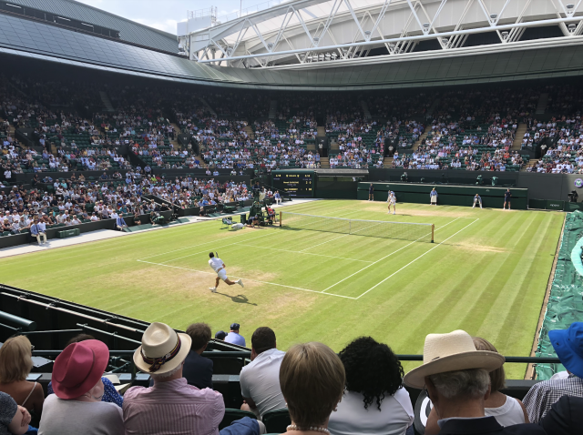 Novak Djokovic in campo a Wimbledon
