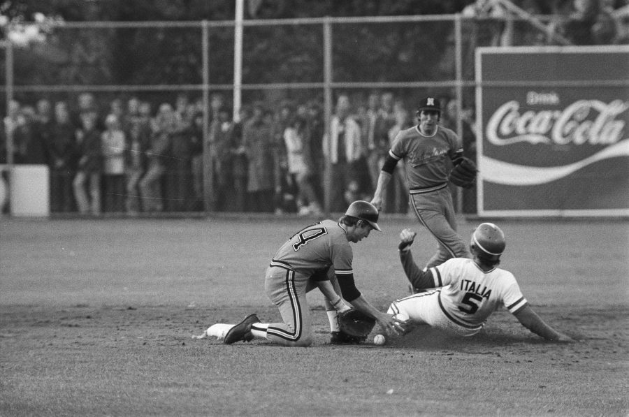 Azione di baseball tra Italia e Paesi Bassi ad Haarlem