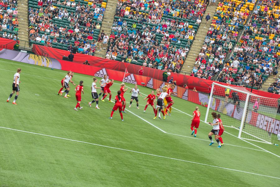 La nazionale femminile tedesca in azione in una partita internazionale