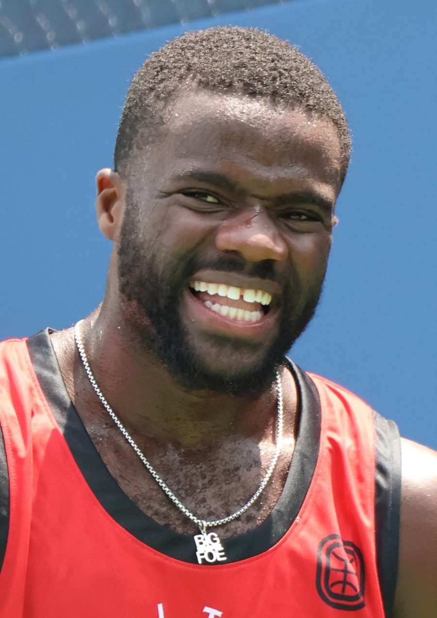 Frances Tiafoe durante un torneo di tennis