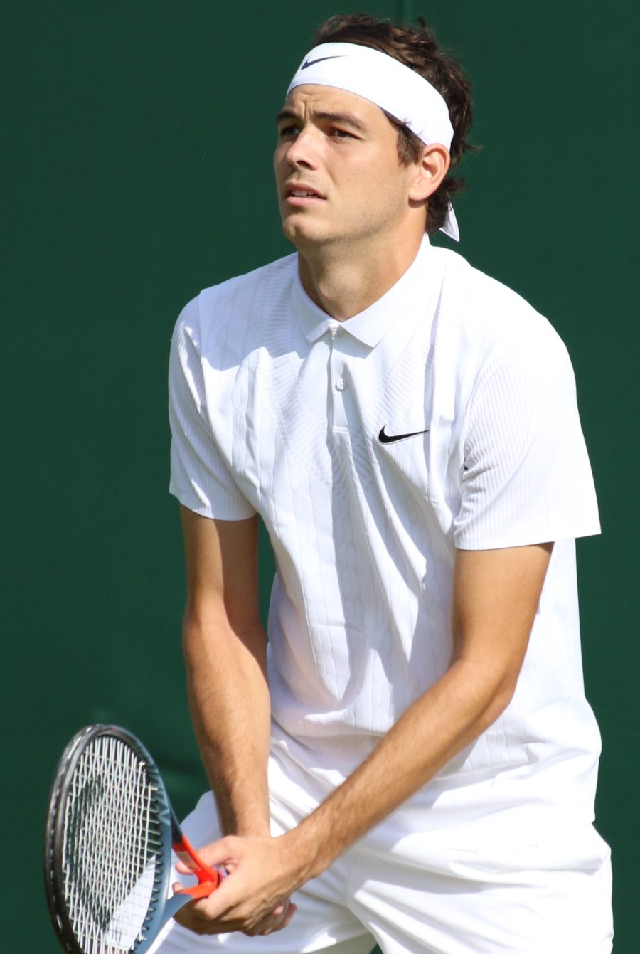 Taylor Fritz durante un match a Wimbledon