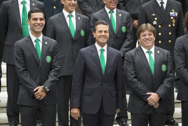 Rafael Márquez con la nazionale messicana durante un incontro istituzionale