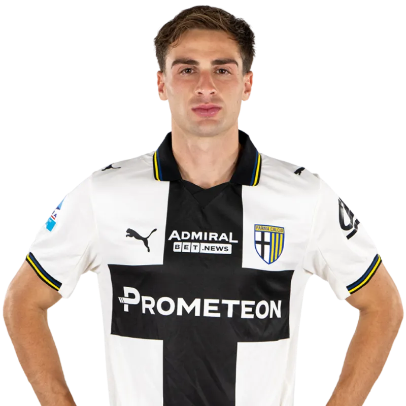 Gaetano Oristanio con la maglia del Parma