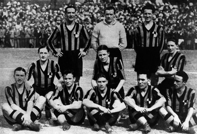 La squadra dell Ambrosiana Inter campione d Italia 1929-30