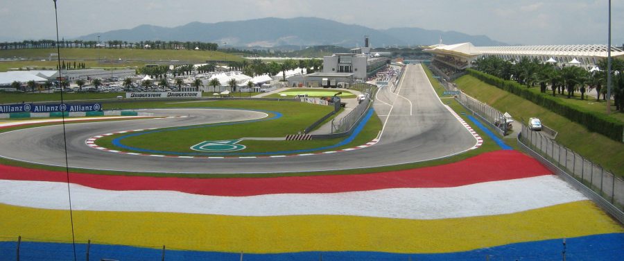 Pit lane e rettilineo principale del circuito di Sepang