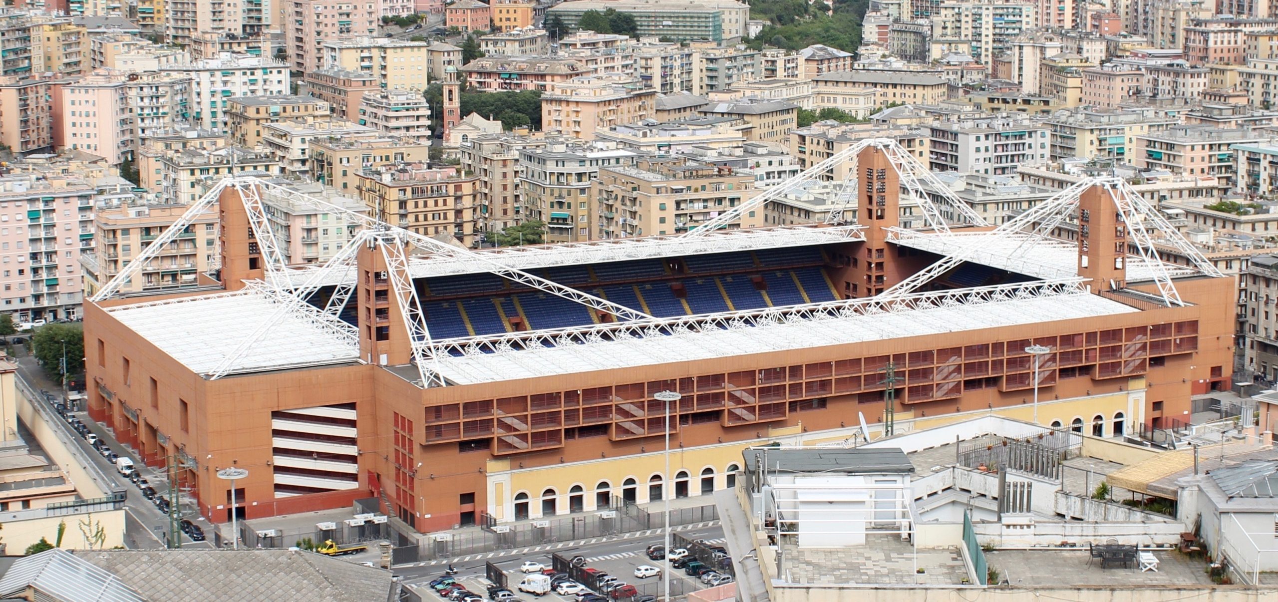 Stadio Luigi Ferraris di Genova nel quartiere Marassi