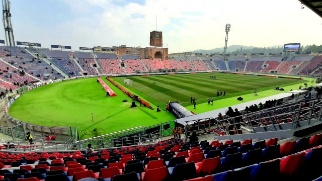 Lo stadio Renato Dall Ara di Bologna visto dagli spalti