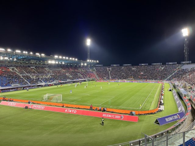 Stadio Renato Dall Ara durante una partita del Bologna