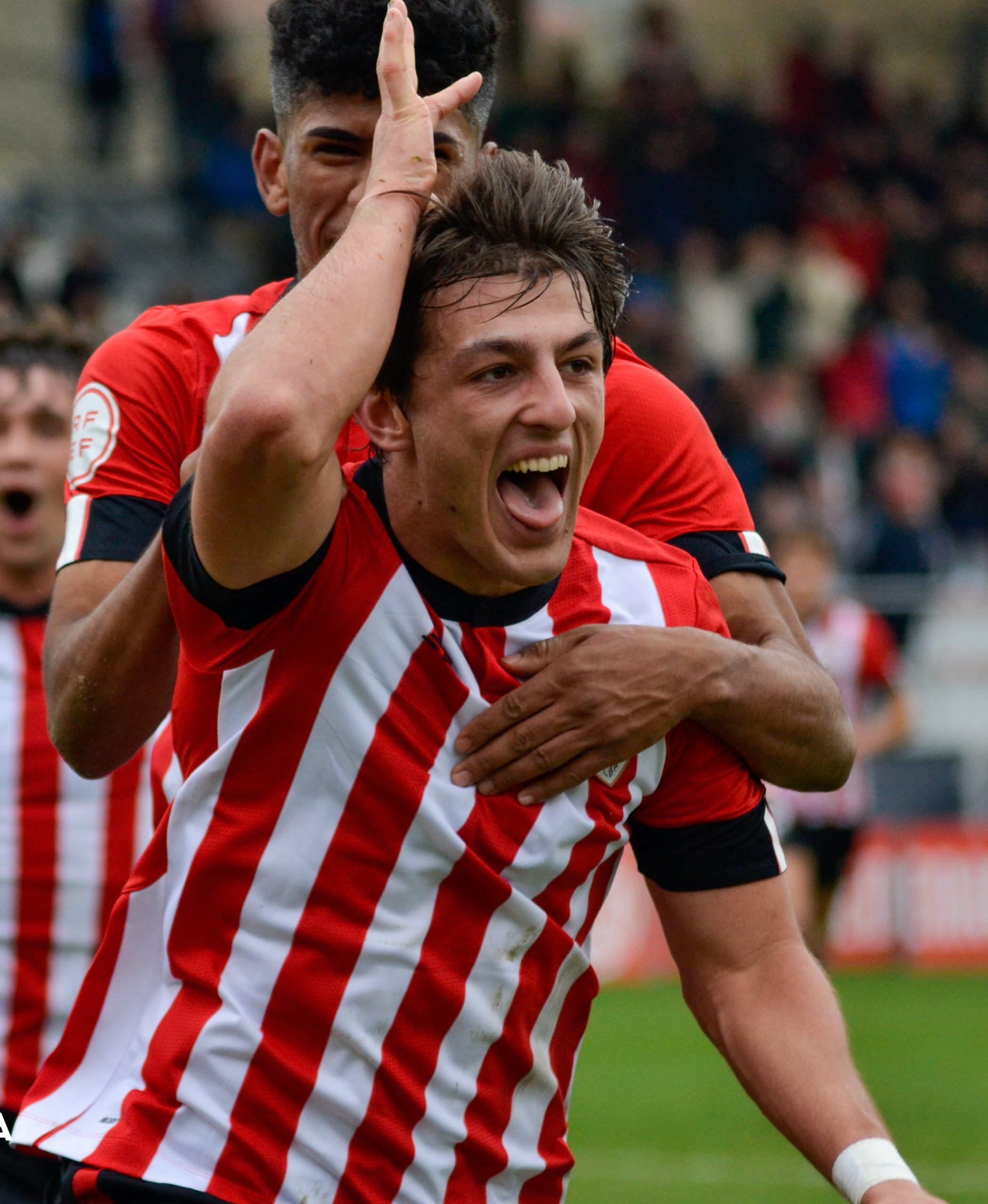 Unai Gomez esulta con la maglia dell'Athletic Club