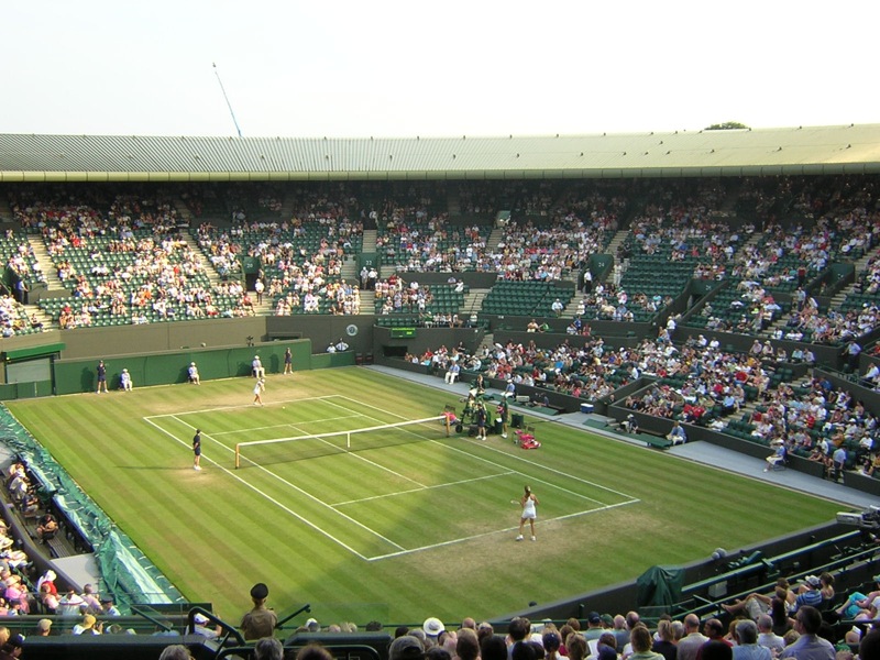 Il campo numero 1 di Wimbledon con il pubblico sugli spalti