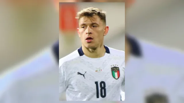 Nicolò Barella con la maglia dell'Italia