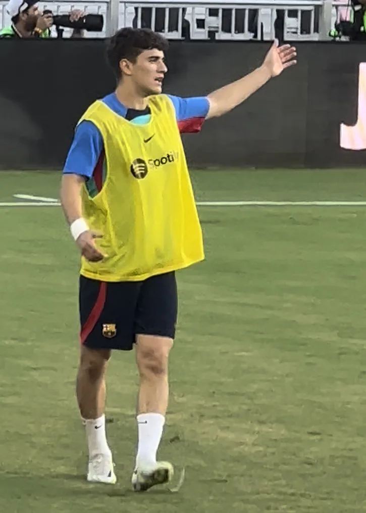 Gavi durante una seduta con il Barcellona