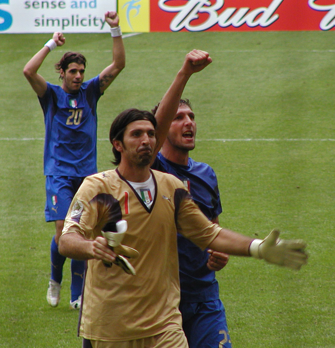 Buffon Materazzi e Perrotta con l Italia al Mondiale 2006