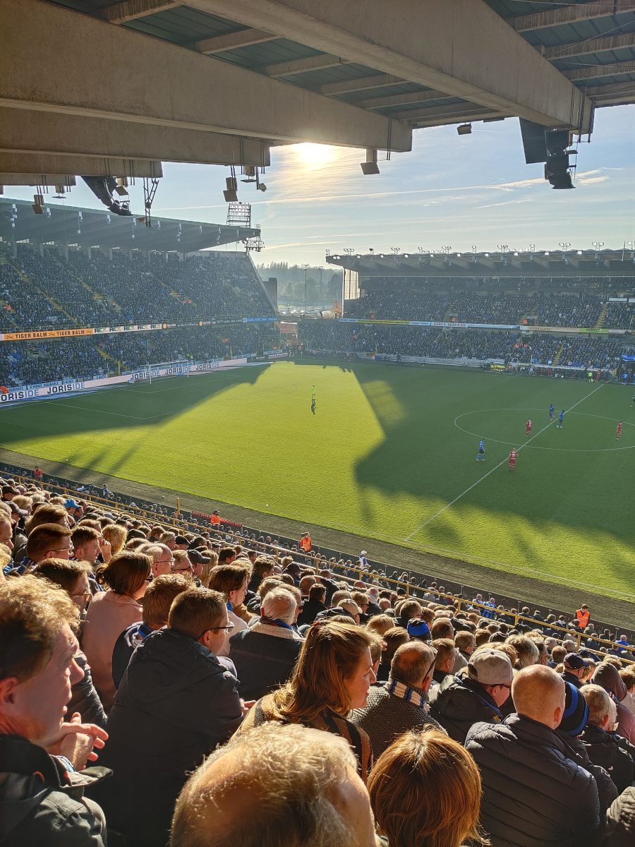 Il Jan Breydelstadion del Club Brugge durante una partita