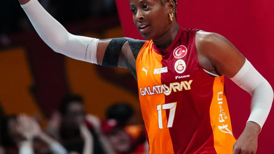 Myriam Sylla in azione durante una partita di volley nel 2026