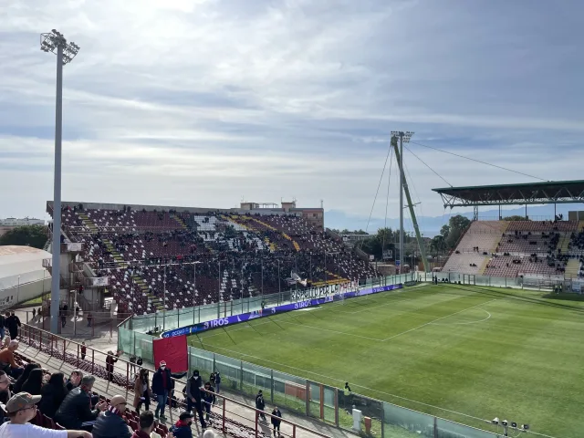 Lo stadio Oreste Granillo di Reggio Calabria durante una partita della Reggina