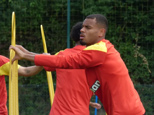 Andy Diouf in allenamento, protagonista della rimonta dell'Inter contro il Karlsruhe