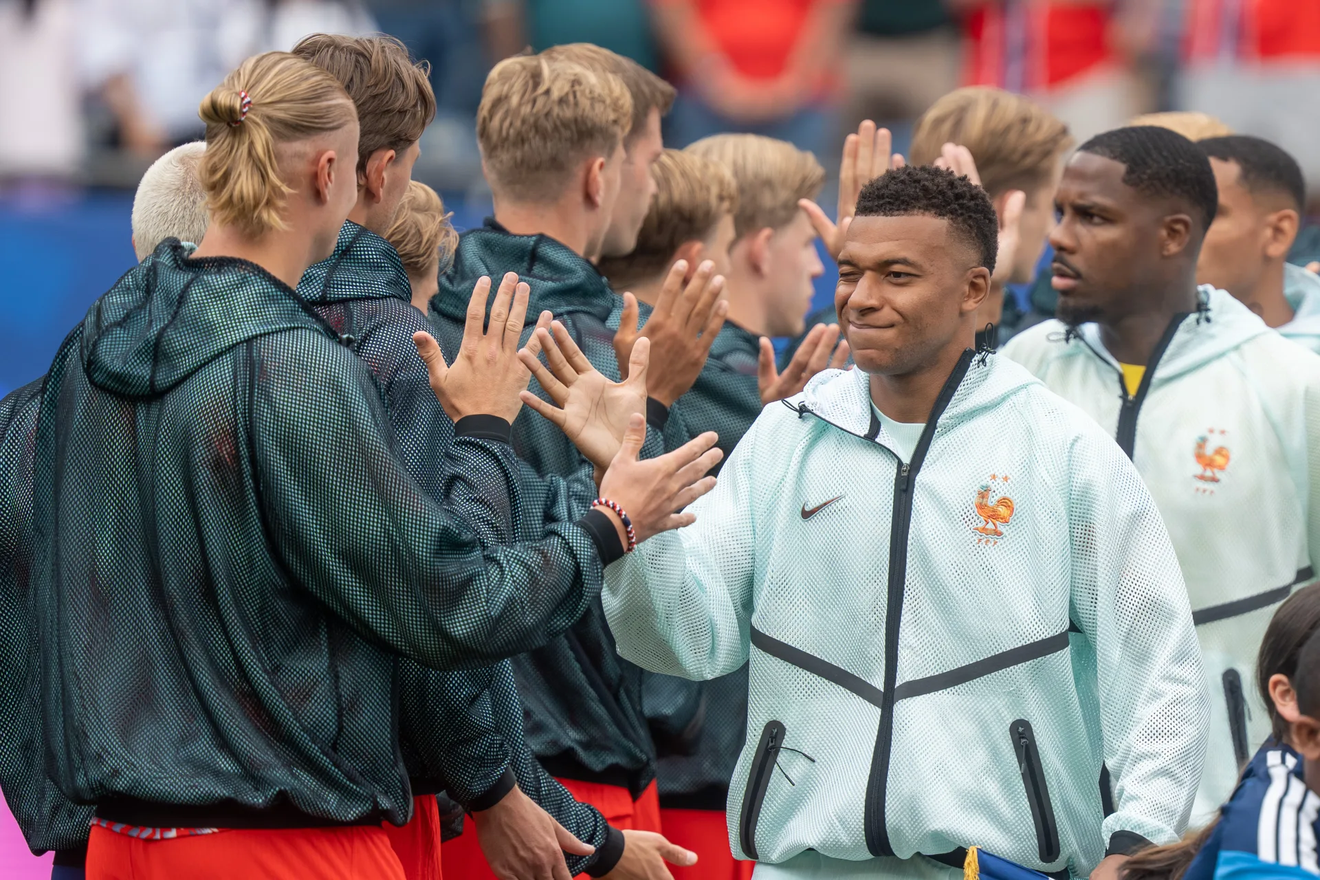 Kylian Mbappe con la Francia prima di una partita del Mondiale 2026
