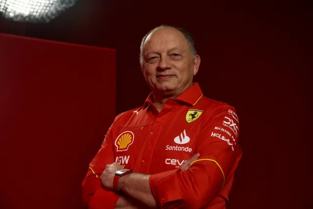 Fred Vasseur con divisa Ferrari alla vigilia del GP d Ungheria