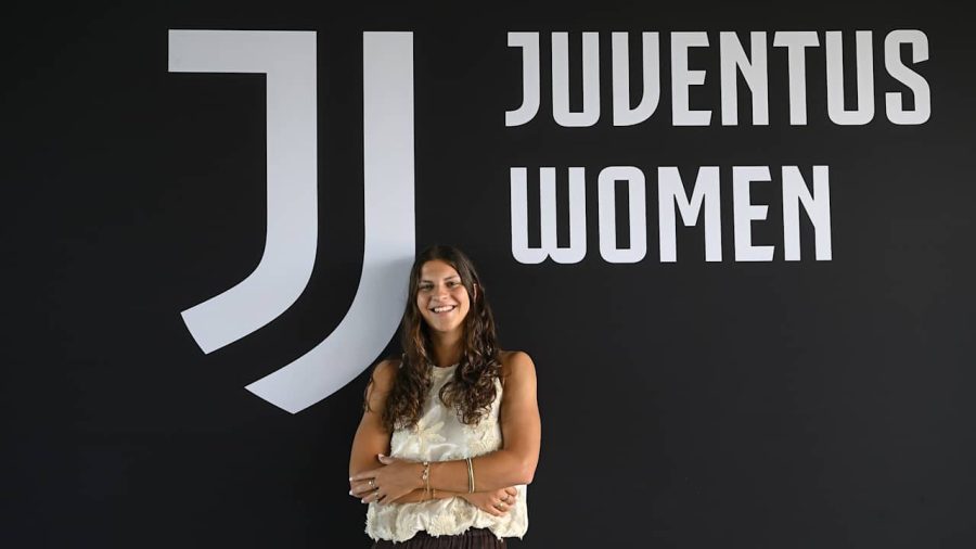 Danique Noordman durante la prima intervista da giocatrice della Juventus