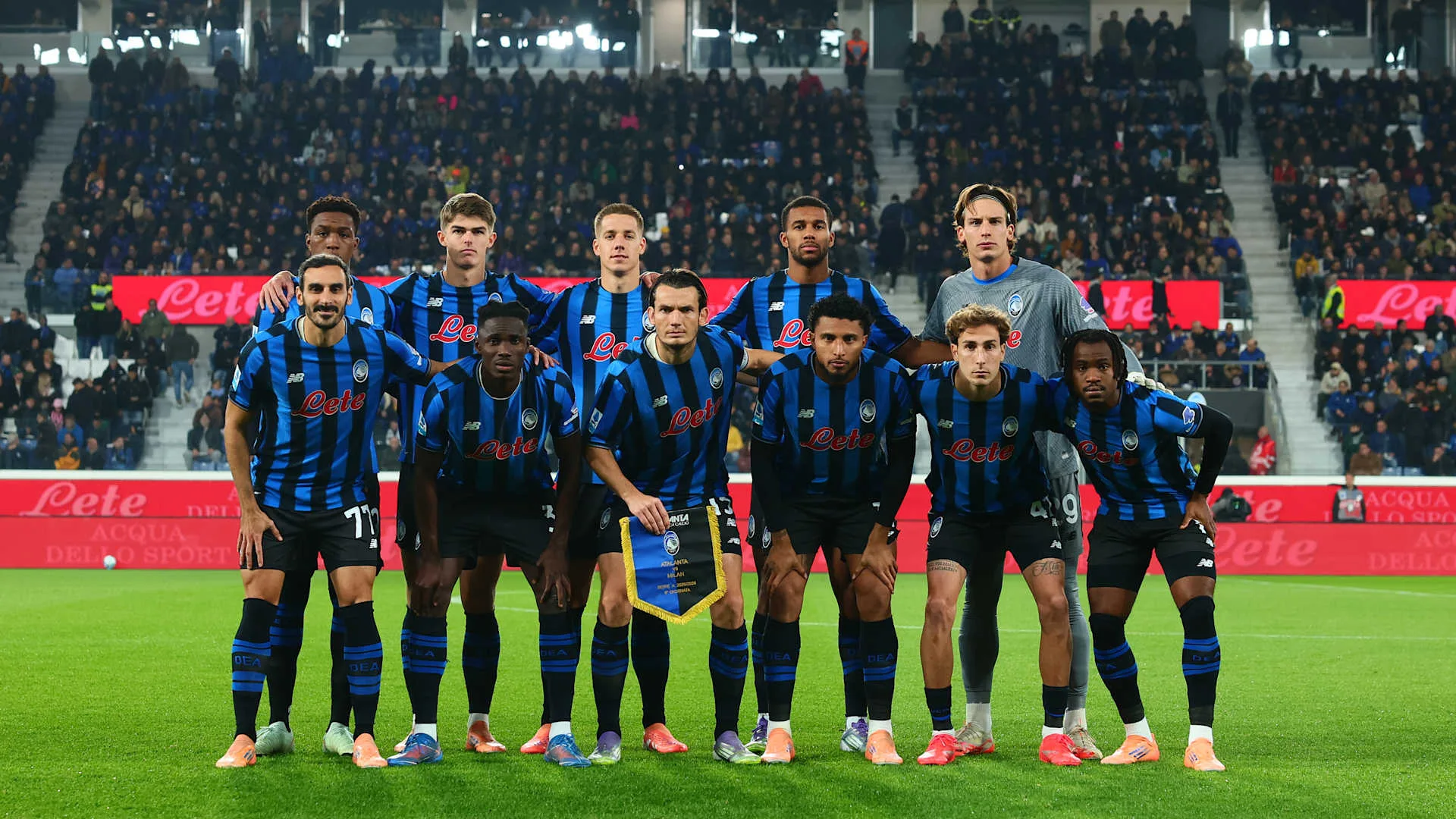 I giocatori dell’Atalanta prima di una gara