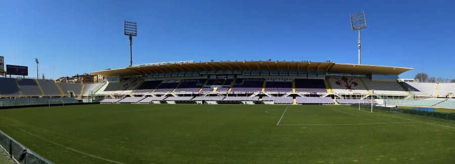 Veduta interna dello stadio Artemio Franchi di Firenze
