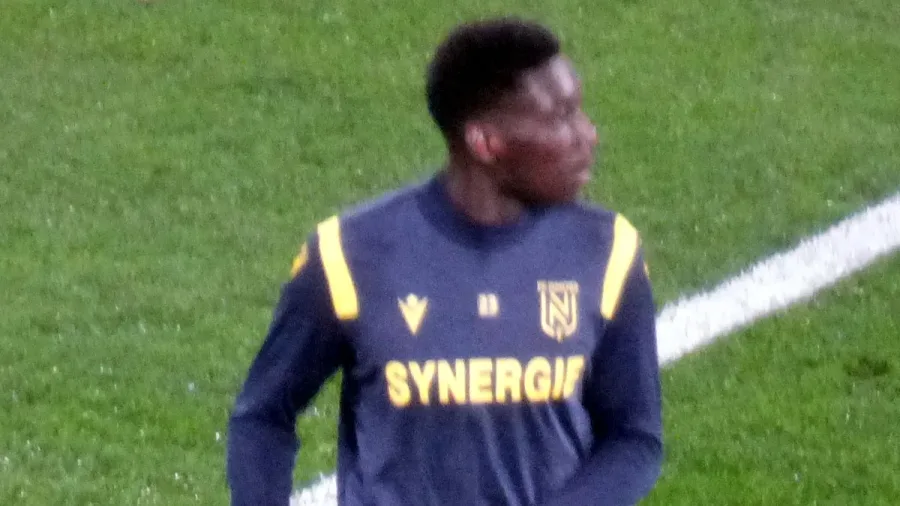 Randal Kolo Muani in campo con il Nantes