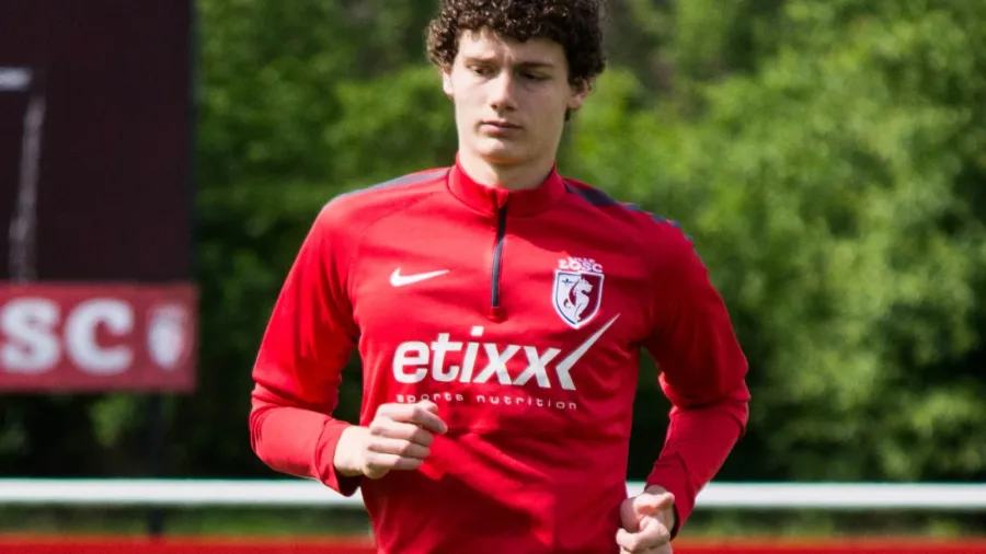 Benjamin Pavard in allenamento, protagonista del gol dell Inter contro il Manchester City