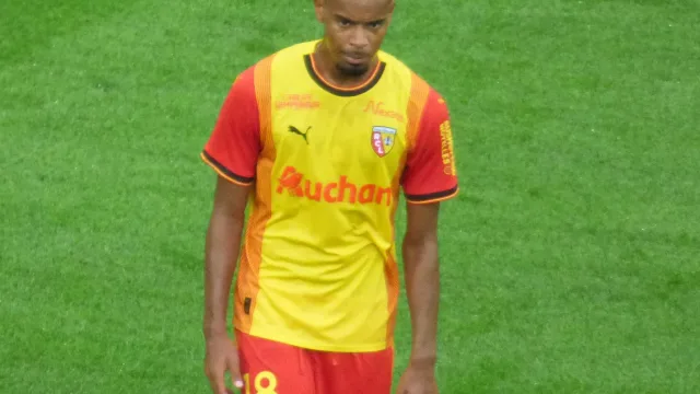 Andy Diouf in campo prima del passaggio all Inter