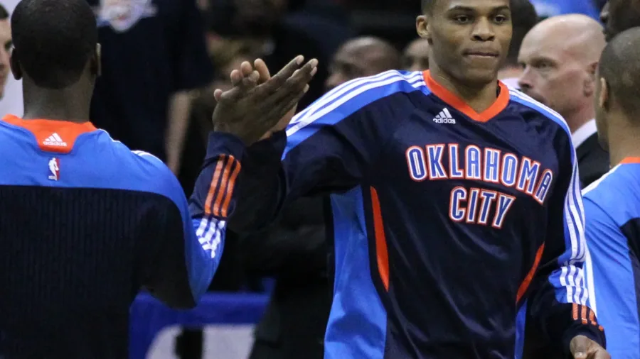 Russell Westbrook con la tuta degli Oklahoma City Thunder nel 2011